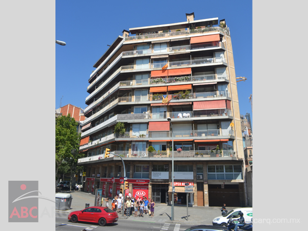 31 - 3 Ejemplo de RÉGIMEN VERTICAL USO HABITACIONAL MIXTO