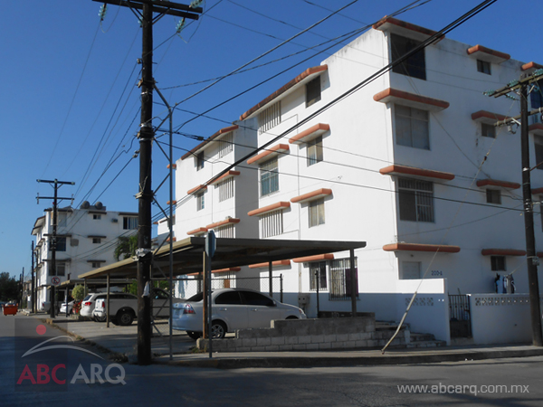 31 - 7 Ejemplo de RÉGIMEN VERTICAL USO HABITACIONAL MIXTO