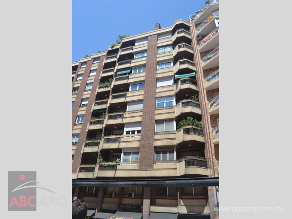 31 - 30 Ejemplo de RÉGIMEN VERTICAL USO HABITACIONAL MIXTO